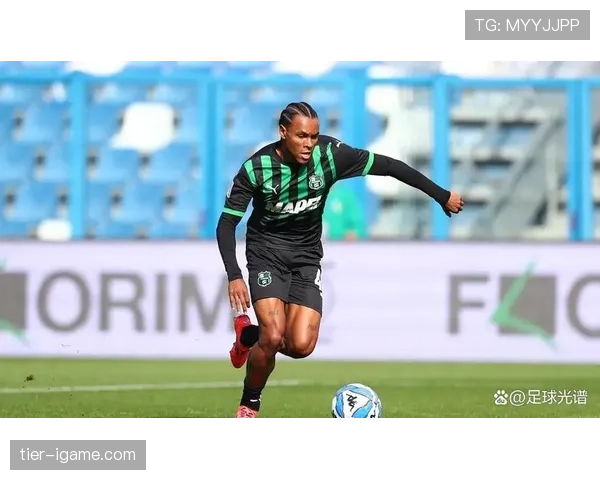 足球巨星强势回归，助力球队稳步提升冲击冠军