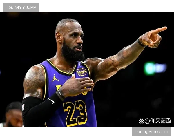 詹姆斯防守端重返巅峰，湖人状态回暖锁定胜局