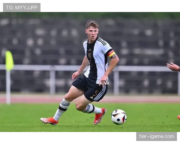 德甲新星展现实力，助力球队迎接荣耀赛季。